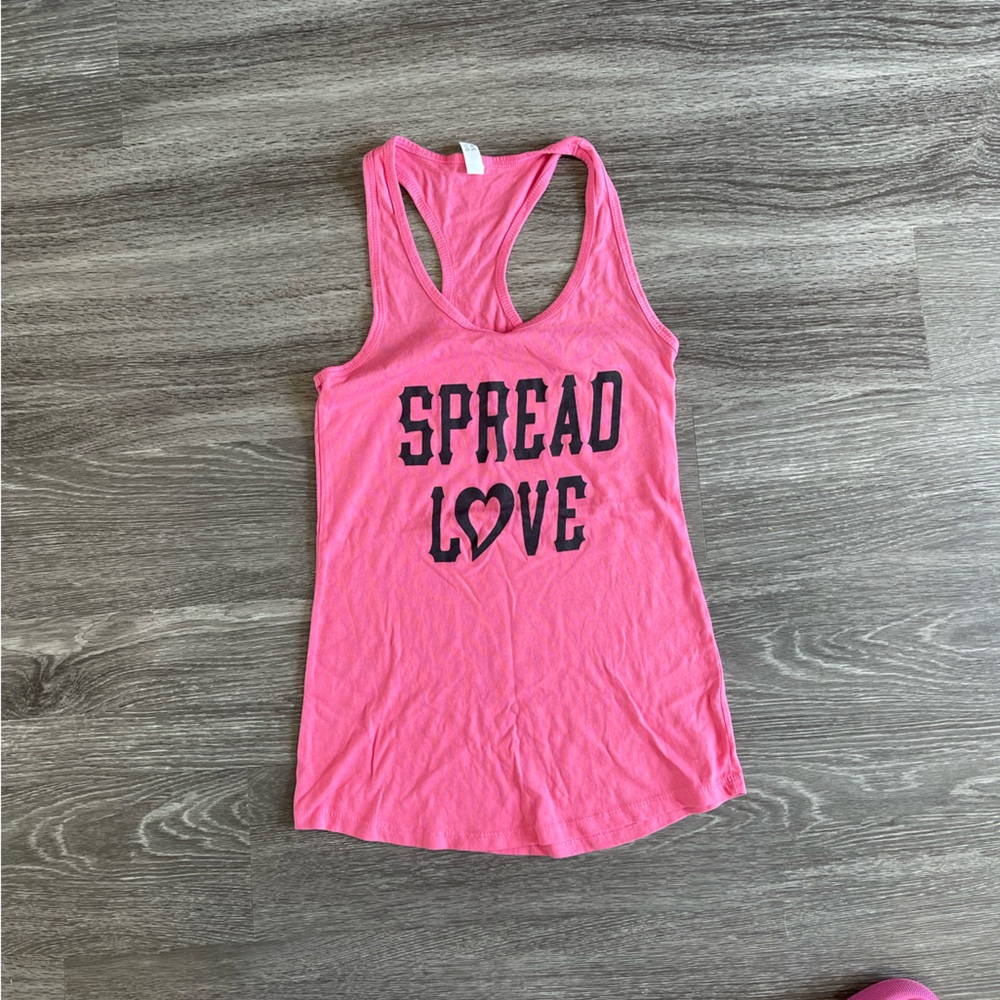 2 Spread Love tanks